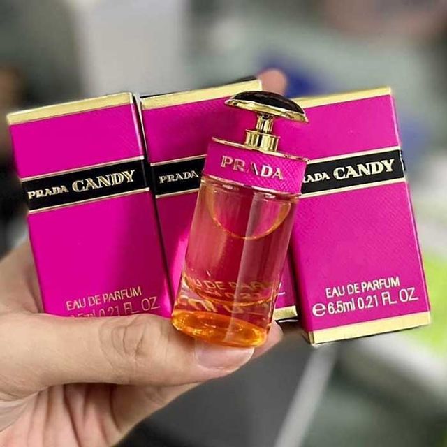 Prada Candy ở g&oacute;c nh&igrave;n kh&aacute;c