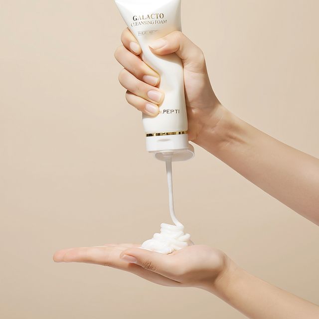 Kết cấu Sữa Rửa Mặt Dr.Pepti+ Tạo Bọt L&agrave;m Sạch S&acirc;u Lỗ Ch&acirc;n L&ocirc;ng 110ml 