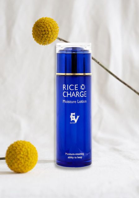 Nước Hoa Hồng Dưỡng S&aacute;ng Da Chiết Xuất Gạo ELLE VIE Rice Charge Moisture Lotion
