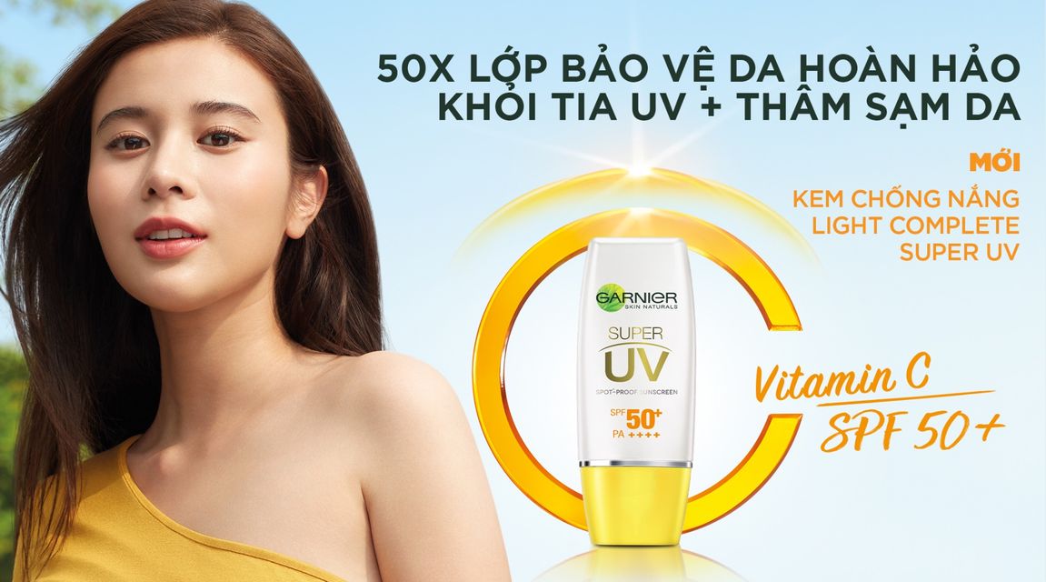Kem Chống Nắng Garnier L&agrave;m S&aacute;ng Da 30ml