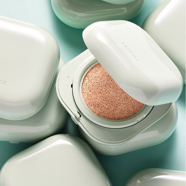 Bao b&igrave; Phấn Nước Laneige Che Phủ Mịn L&igrave; 24h 2x15g