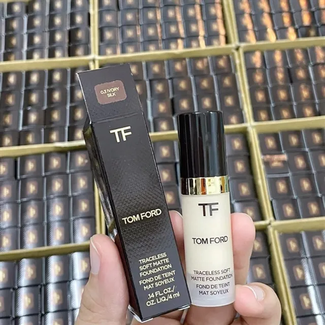 Kem Nền Tom Ford Traceless Soft Matte Foundation Mini 4ml