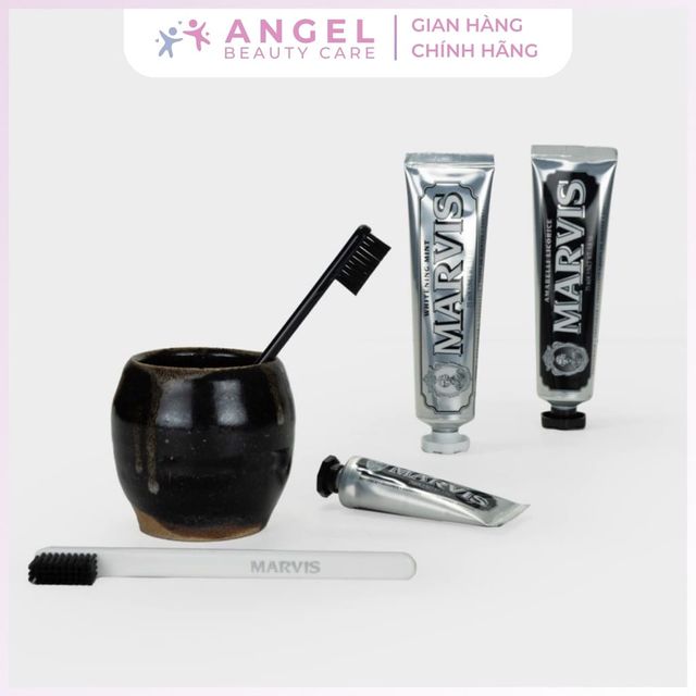 Kem Đ&aacute;nh Răng Marvis Smokers Whitening Mint 85ml