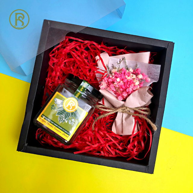 Valentine Tiamo Chocolate Gift Set Real Food 1