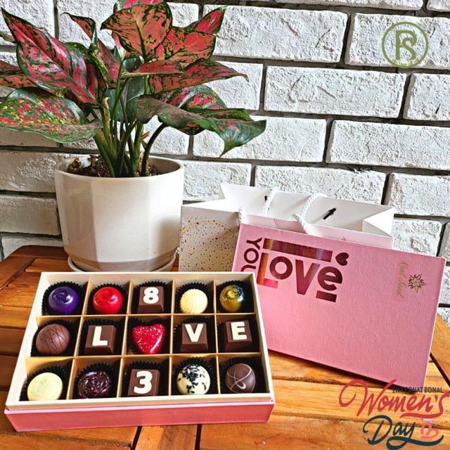 [Premium] Adore Chocolate Gift Set Real Food 1