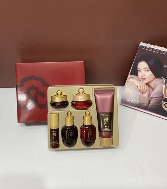 Bộ dưỡng mini bổ sung tân dịch Whoo Jinyulhyang Special Gift Set 1