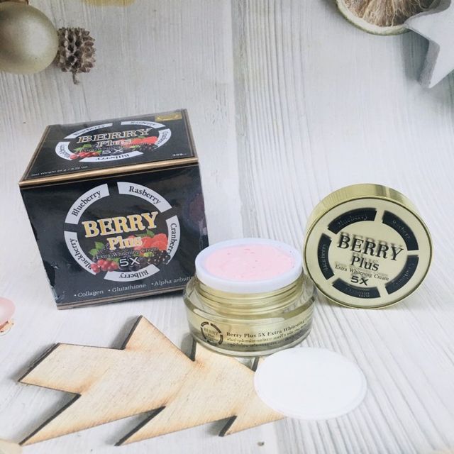 Kem Nám Dưỡng Trắng Da Ban Đêm Berry Plus 20g 1