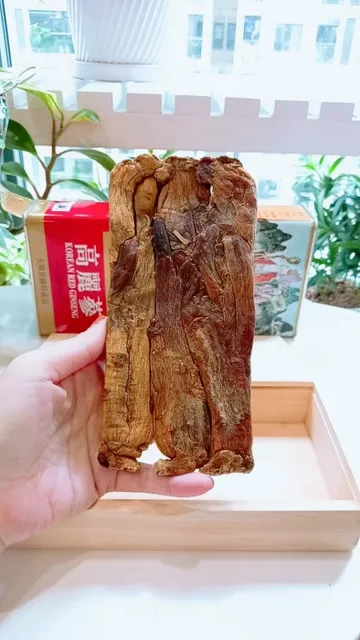 S&acirc;m kh&ocirc; nguy&ecirc;n củ h&ocirc;̣p thi&ecirc;́c Hàn Qu&ocirc;́c Korea Red Ginseng 2