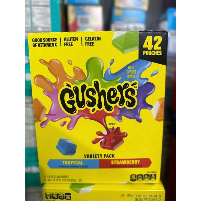 Kẹo dẻo tr&aacute;i c&acirc;y Gushers Mỹ 952g