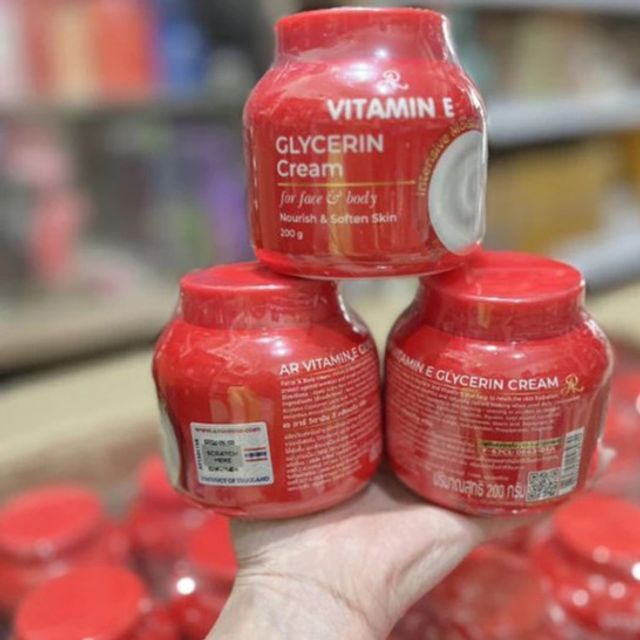 Kem dưỡng ẩm vitamin E đỏ Aron Glycerin