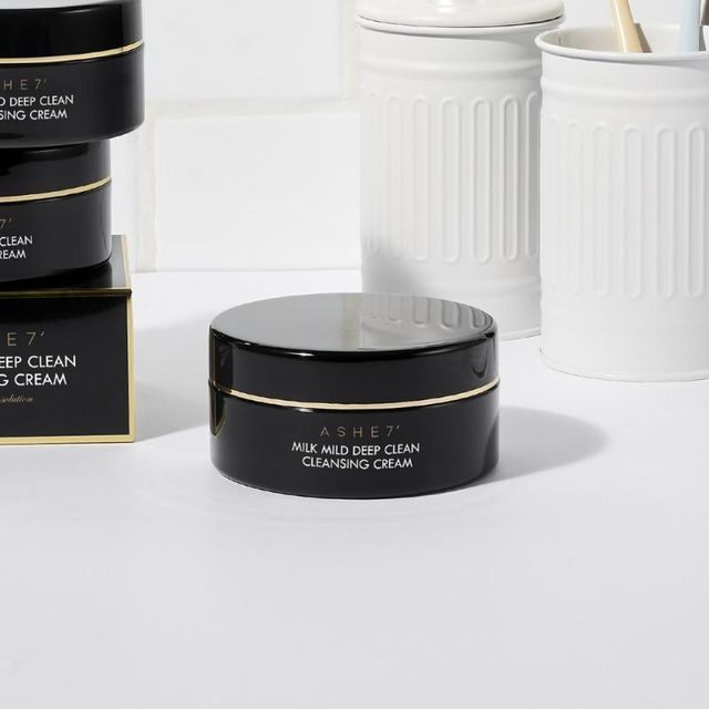 Kem tẩy trang Ashe7 Milk Mild Deep Clean Cleansing Cream 150g