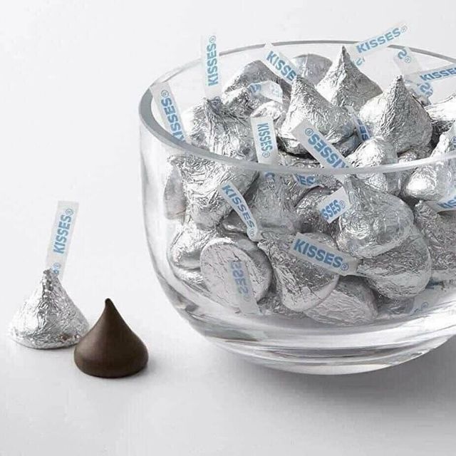 Kẹo Socola Kisses Milk Chocolate Hershey 1,58 Kg