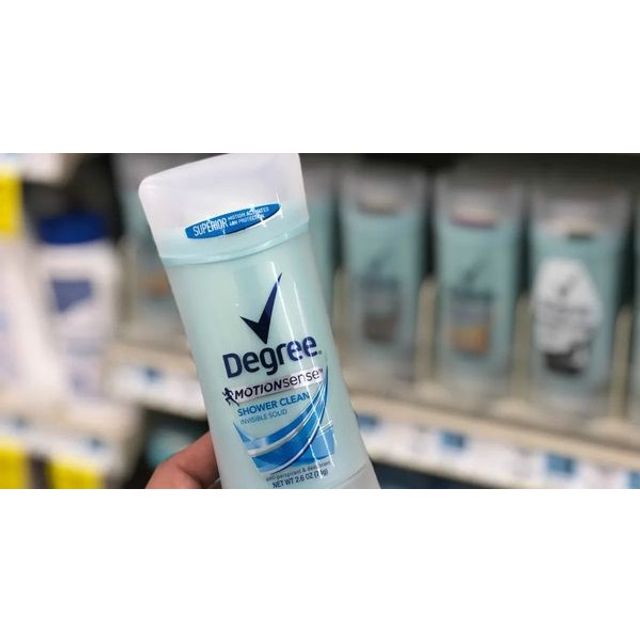 Lăn Khử M&ugrave;i DEGREE MOTION SENSE SHOWER CLEAN INVISIBLE SOLID - 74G