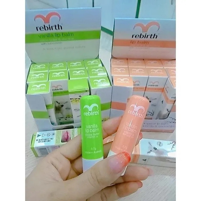 Son chống kh&ocirc; v&agrave; nứt nẻ m&ocirc;i Rebirth