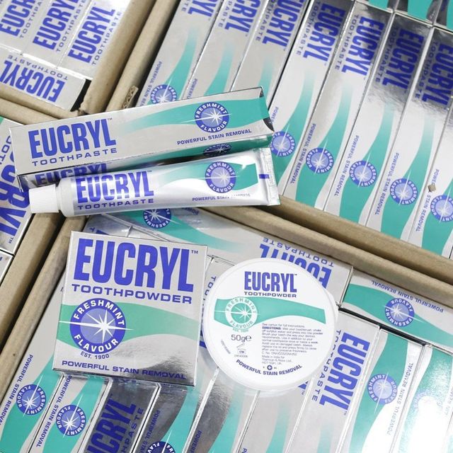Kem - Bột đ&aacute;nh răng Eucryl Freshmint Toothpaste