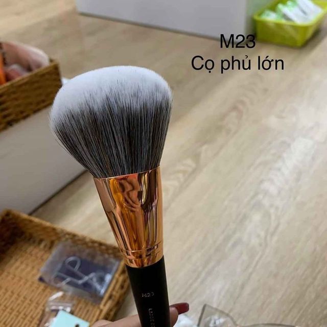 Cọ phủ cỡ lớn Vacosi M23