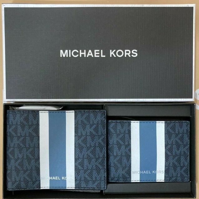 Set V&iacute; Michael kors v&acirc;n xanh