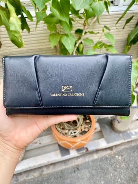 V&iacute; Valentino Nữ M&agrave;u Đen Size 195x9 VCW0711-01-ESS
