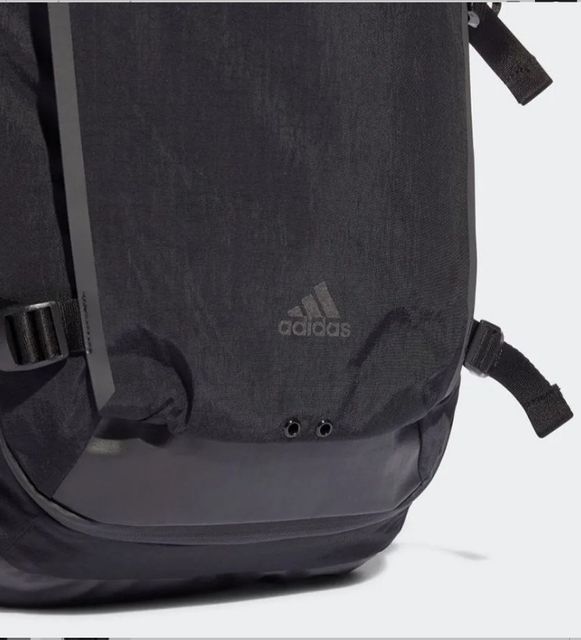 Thiết kế Balo Adidas