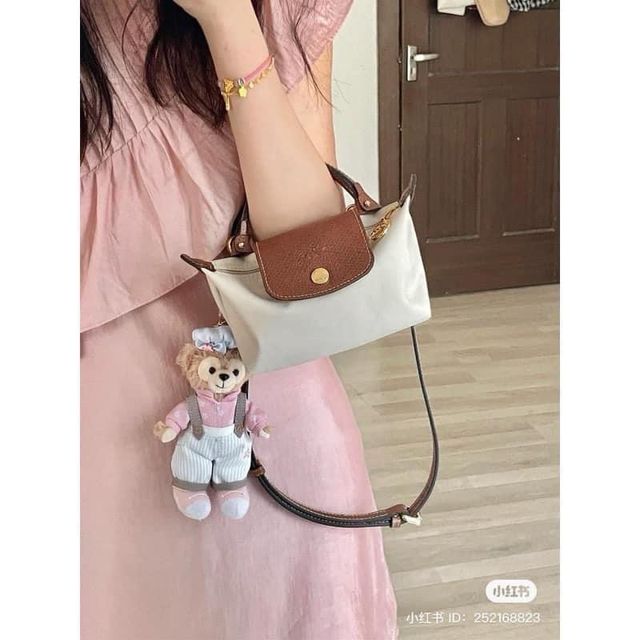 T&uacute;i LC size 17 vải d&ugrave; k&egrave;m d&acirc;y đeo ch&eacute;o