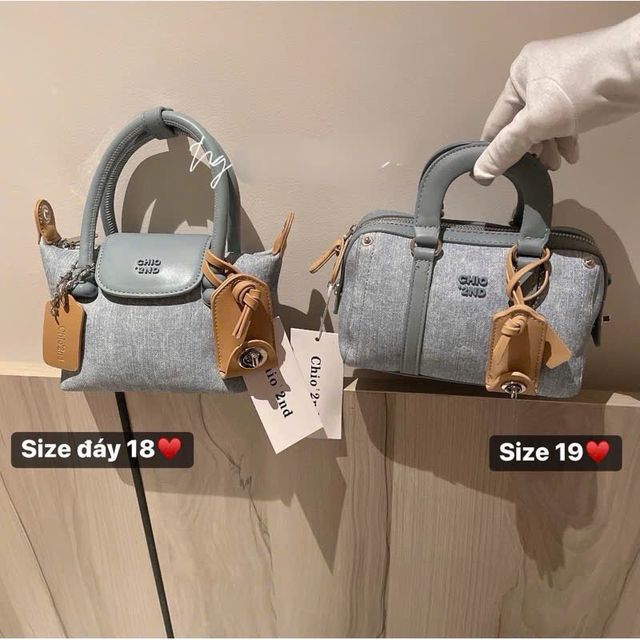 T&uacute;i Chi-o demin c&oacute; quai cầm size 19 k&egrave;m d&acirc;y đeo ch&eacute;o