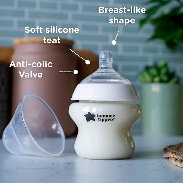 Thiết kế b&igrave;nh sữa Tommee Tippee