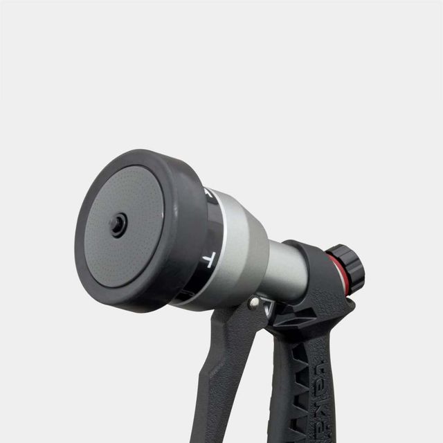 V&ograve;i tưới c&acirc;y kim loại 4 chức năng Tough Gear Takagi QG556
