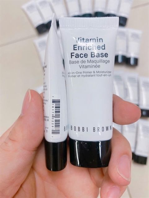 Kem l&oacute;t Bobbi Brown