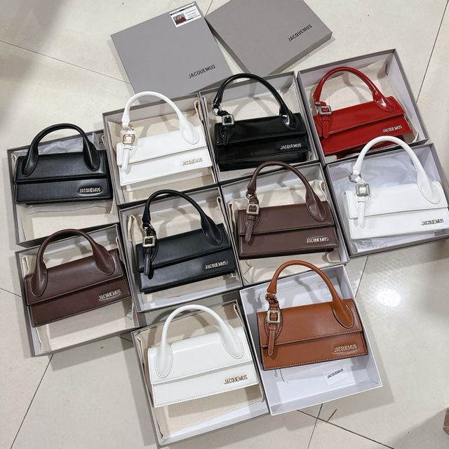 Phối đồ với t&uacute;i x&aacute;ch