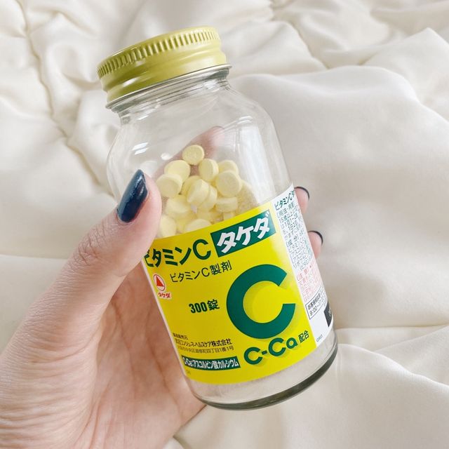 Vi&ecirc;n uống Vitamin C Takeda