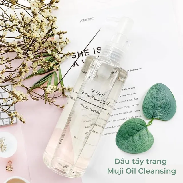 Dầu tẩy trang Muji Oil Cleansing 200ml