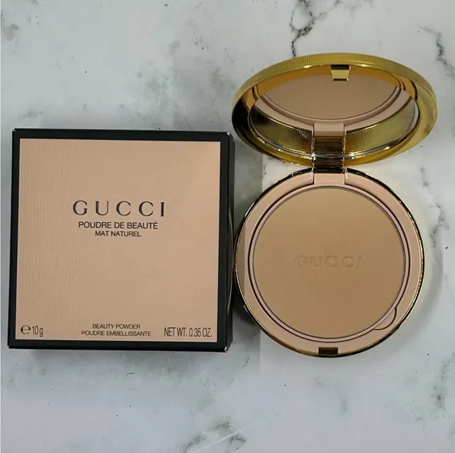 Phấn Gucci 01 Poudre De Beaute Mat Naturel 10G