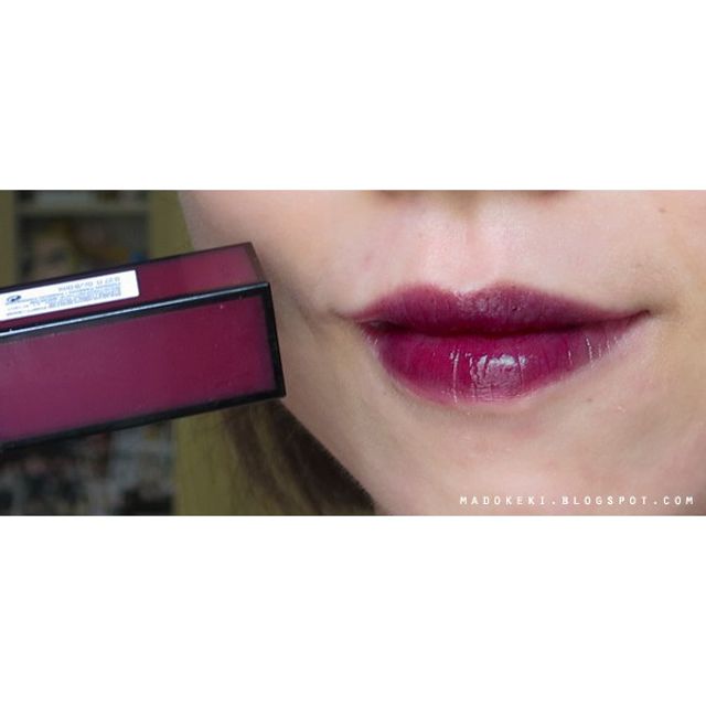 Son m&ocirc;i dạng kem Revlon ColorStay Moisture Stain 005 Parisian Passion