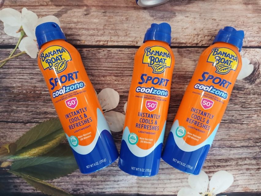Xịt chống nắng Banana Boat Sport Performance SPF 50+
