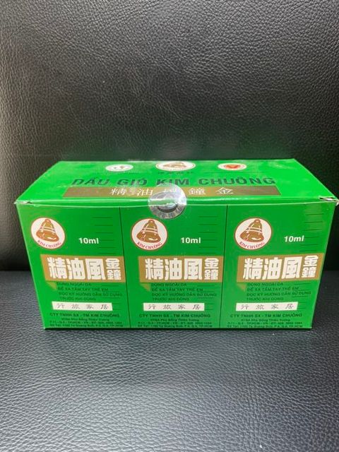 Dầu Gi&oacute; Xanh Kim Chu&ocirc;ng 12 Chai