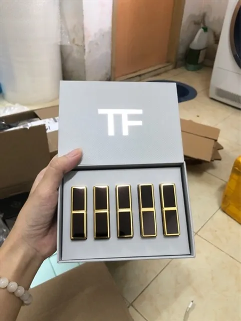 Set son Tom Ford 5 c&acirc;y 01, 15, 16, 80, 100