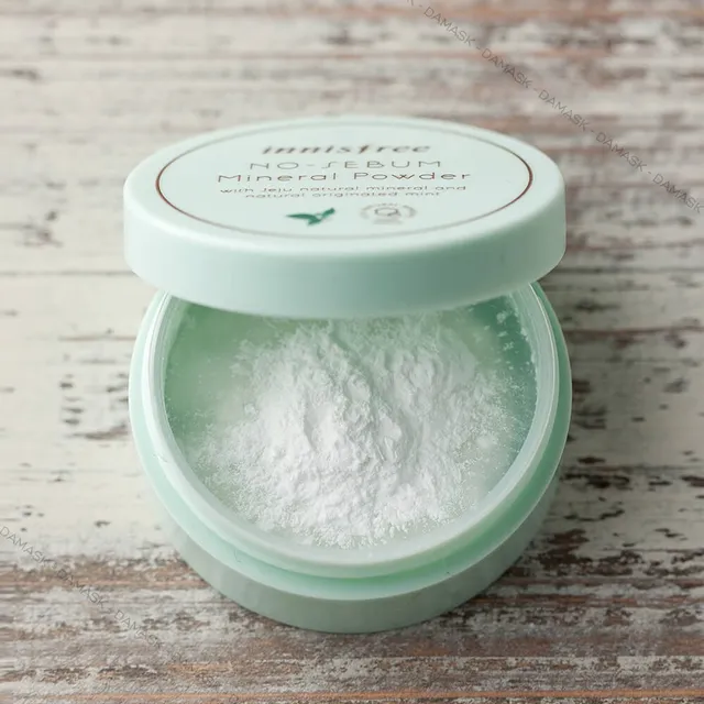 H&igrave;nh ảnh chi tiết Phấn phủ Innisfree
