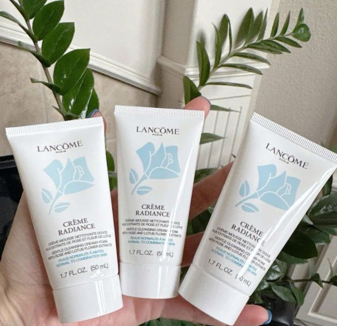 Sữa Rửa Mặt Lancome Creme Radiance