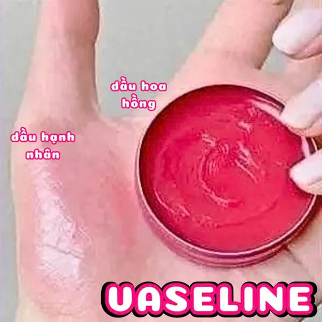 Thiết kế tiện lợi của Vaseline Lip Therapy