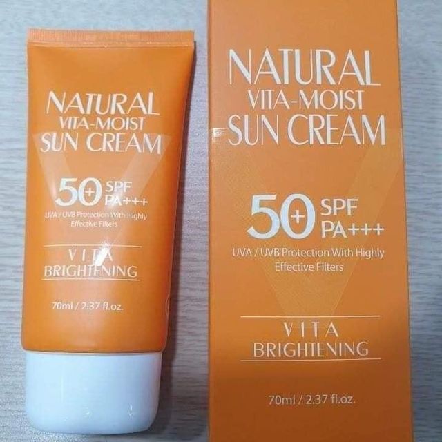 Kem Chống Nắng 3W Clinic Natural Vita -Moist Sun Cream SPF50-cam