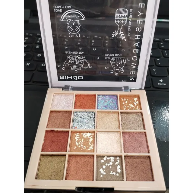 Bảng m&agrave;u phong ph&uacute; của set phấn mắt Rindo
