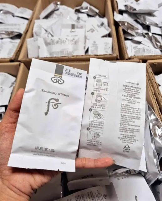 L&otilde;i phấn nước Whoo trắng dưỡng trắng da chống nắng cao