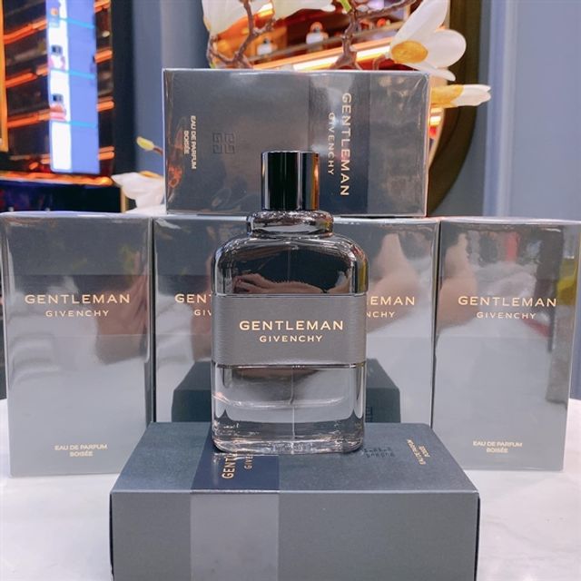 Givenchy Gentleman Bois&eacute;e Eau De Parfum