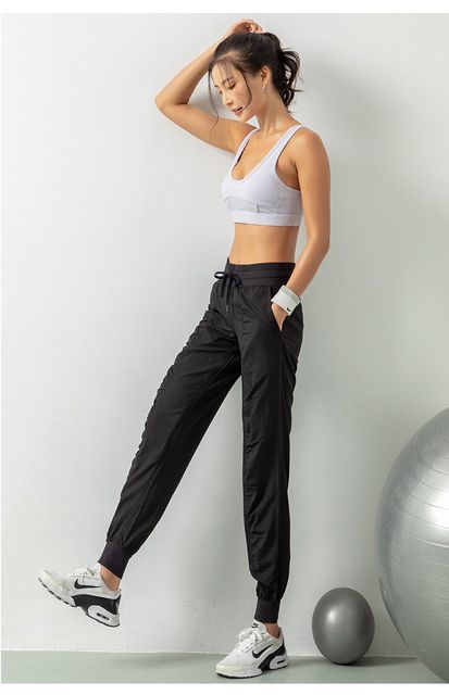 Quần Jogger Thể Thao Nữ Vải Dù Cao Cấp Hàng Quảng Châu 4