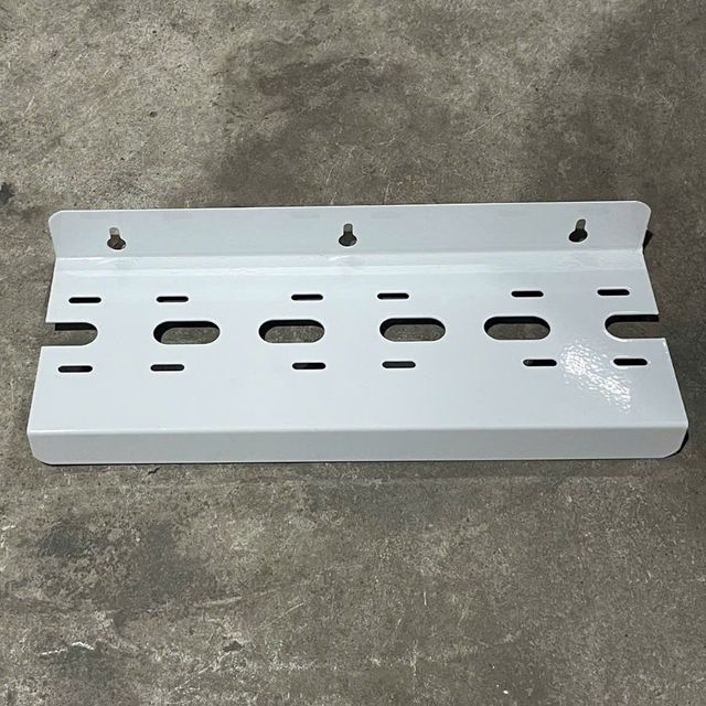 Gi&aacute; treo 3 cốc lọc nước 10 inch, 20 inch