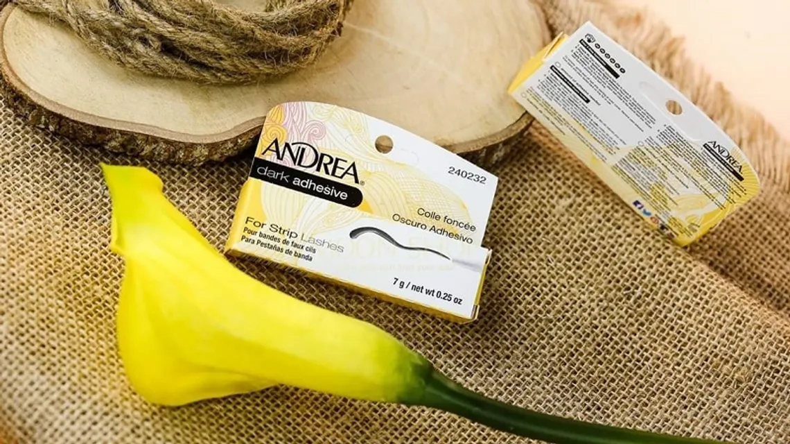 Keo d&aacute;n mi Andrea - sản phẩm