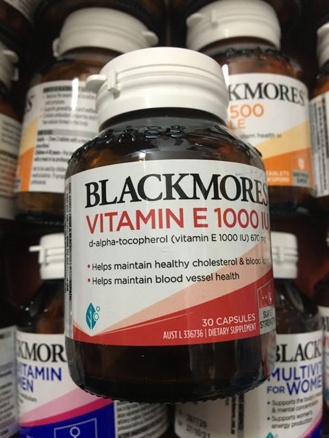 Hộp Blackmores Vitamin E