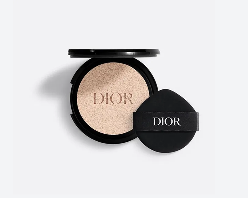 Vỏ hộp Dior Forever Cushion
