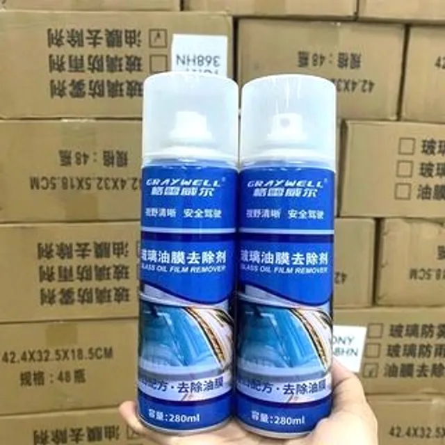 Xịt Rửa K&iacute;nh l&agrave;nh t&iacute;nh