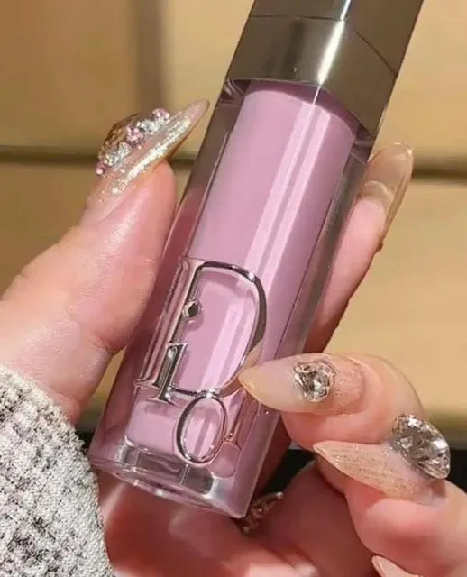 M&agrave;u sắc son Dior 063
